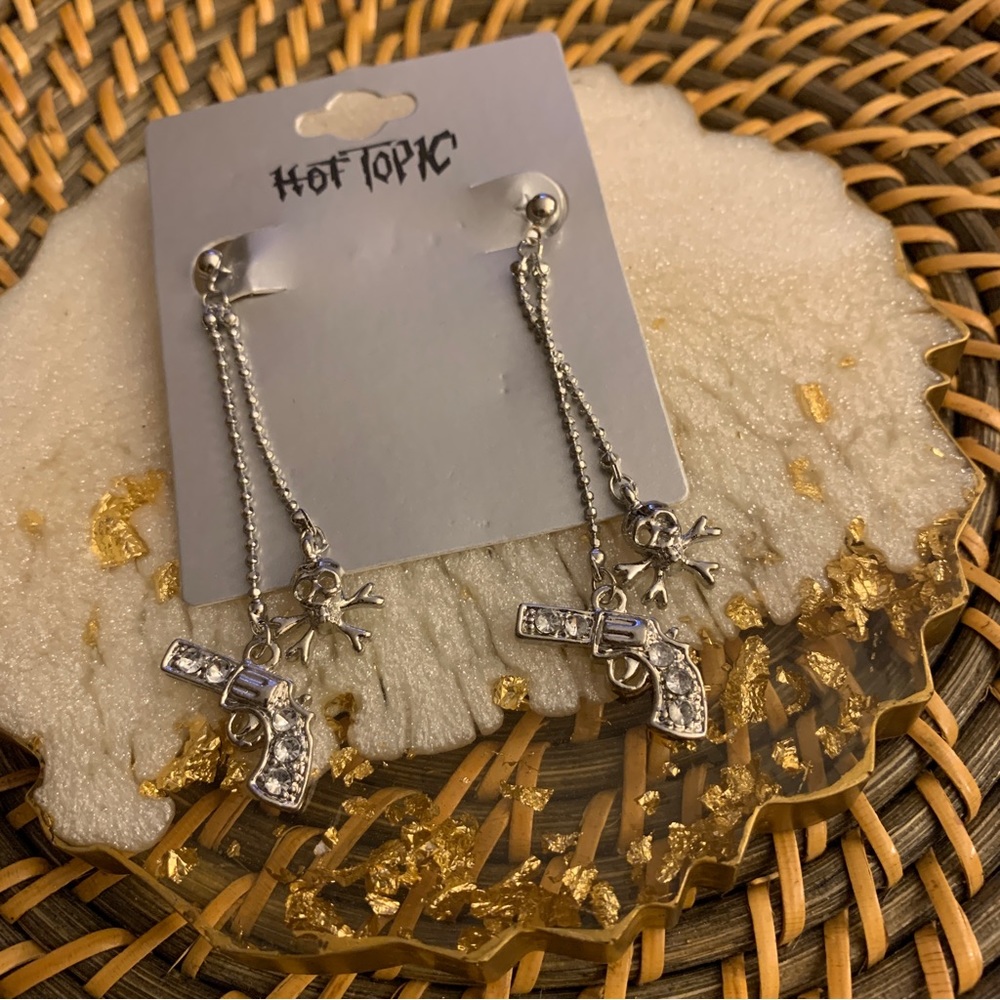 Hot Topic Post Dangle Skull Earrings